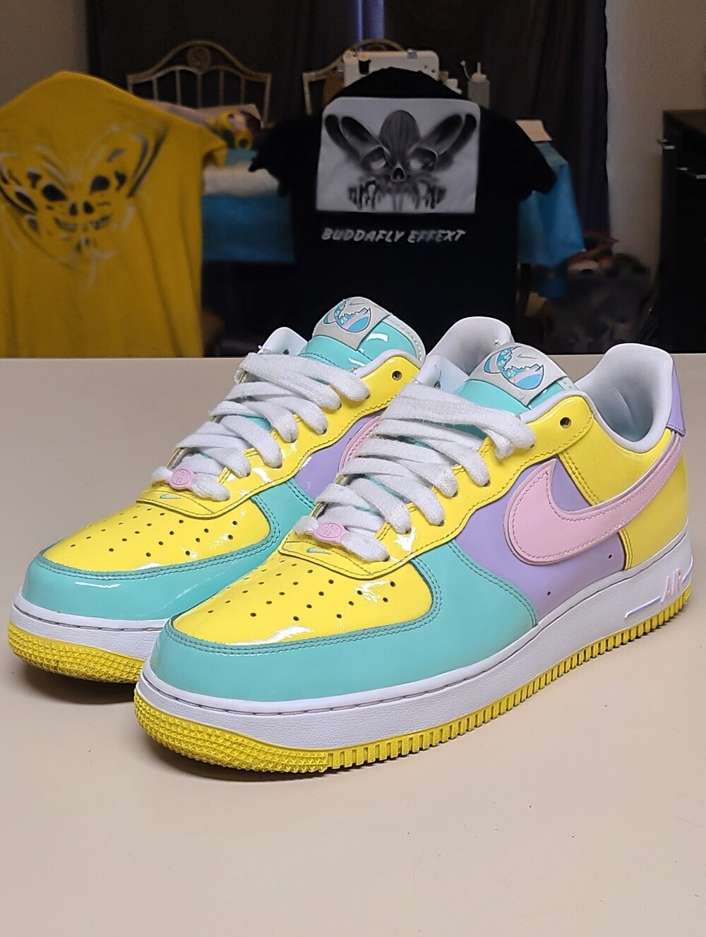 Nike Air Force 1 Easter casual low top sneakers size 9.5